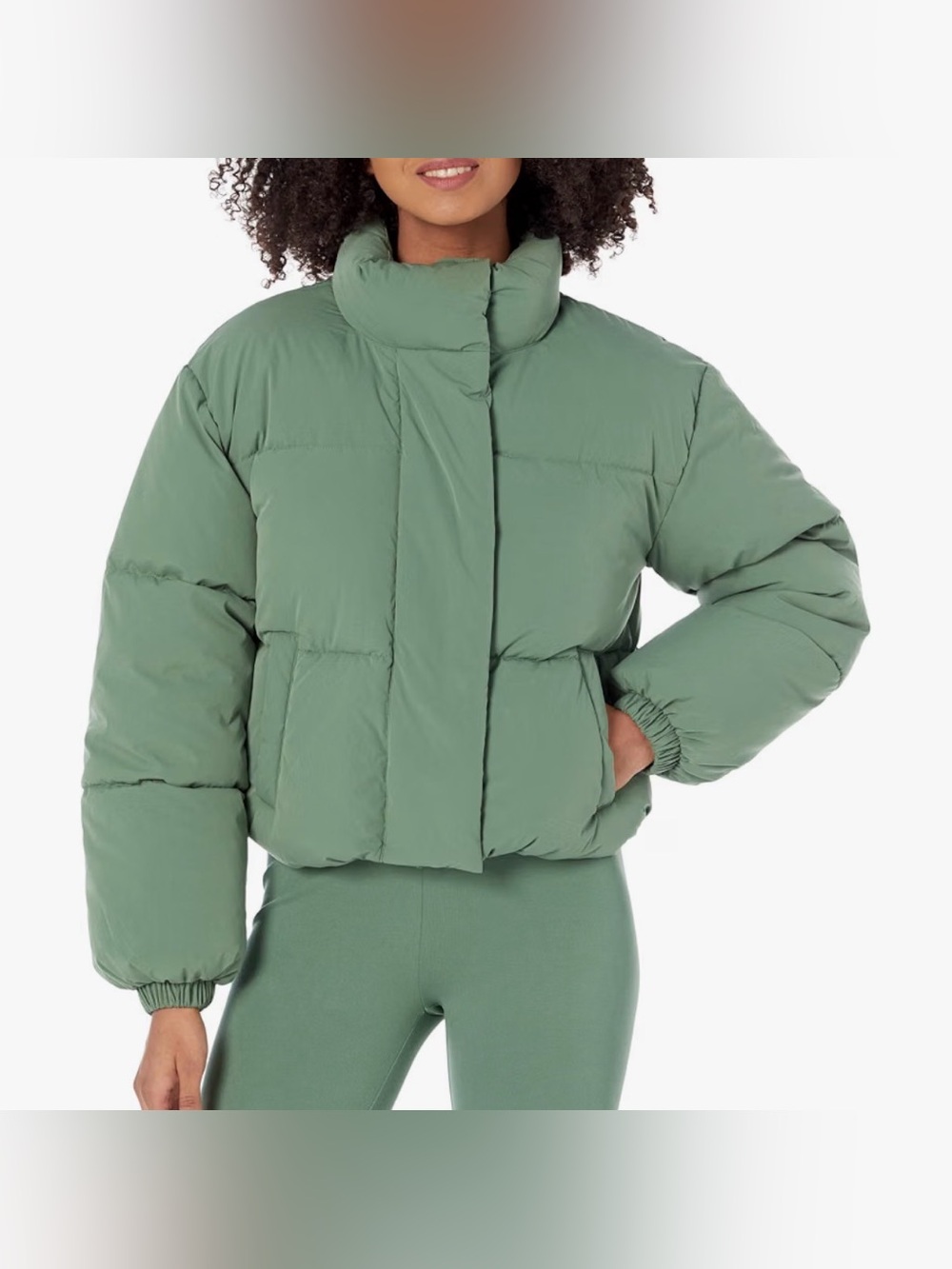 Amazon Essentials Women's Relaxed Fit Cropped Full-Zip Puffer Jacket